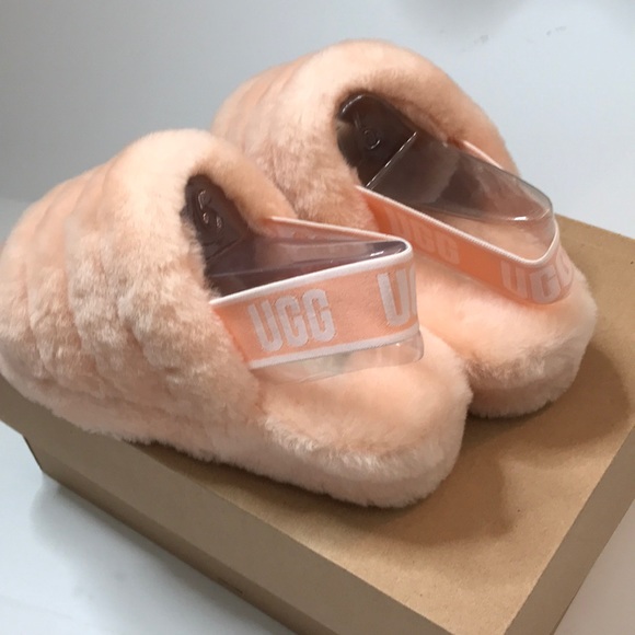 New UGG Fluff Yeah Slide Scallop - Picture 4 of 9